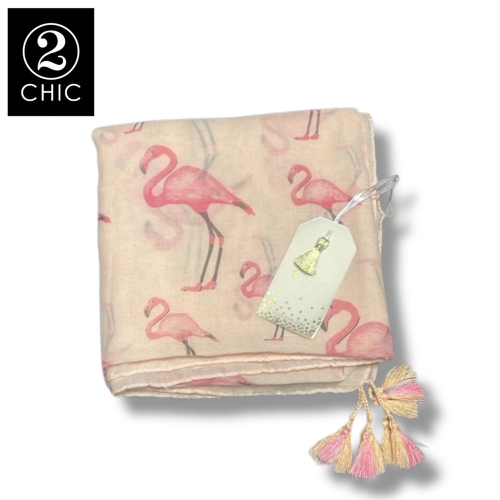 2 Chic Flamingo Tassel Scarf
